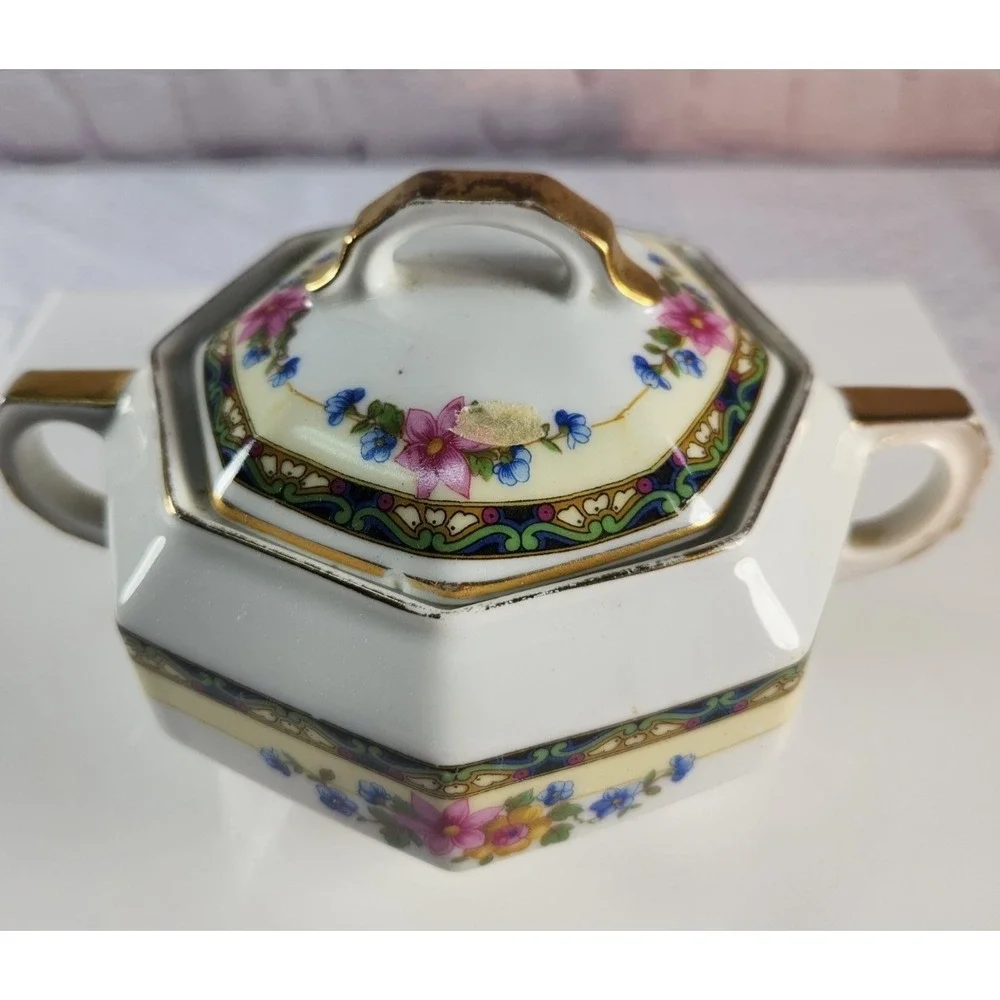 Epiag D.F. Alameda Royal Czechoslovakia 1920's Sugar Bowl Porcelain Gold Trim
